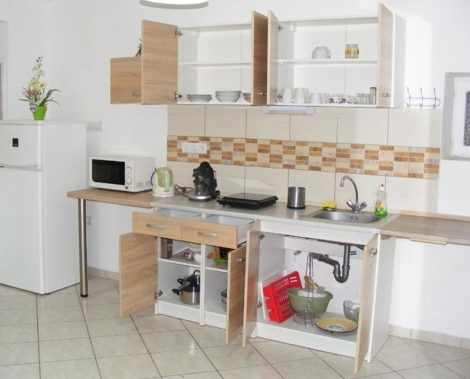 Fortuna Apartmanok Eger Exterior photo